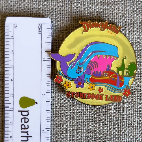 Brand New D23 Pin WDI Retro Monstro Storybook Land LE 300 Disneyland Park 2015 - Picture 6 of 7